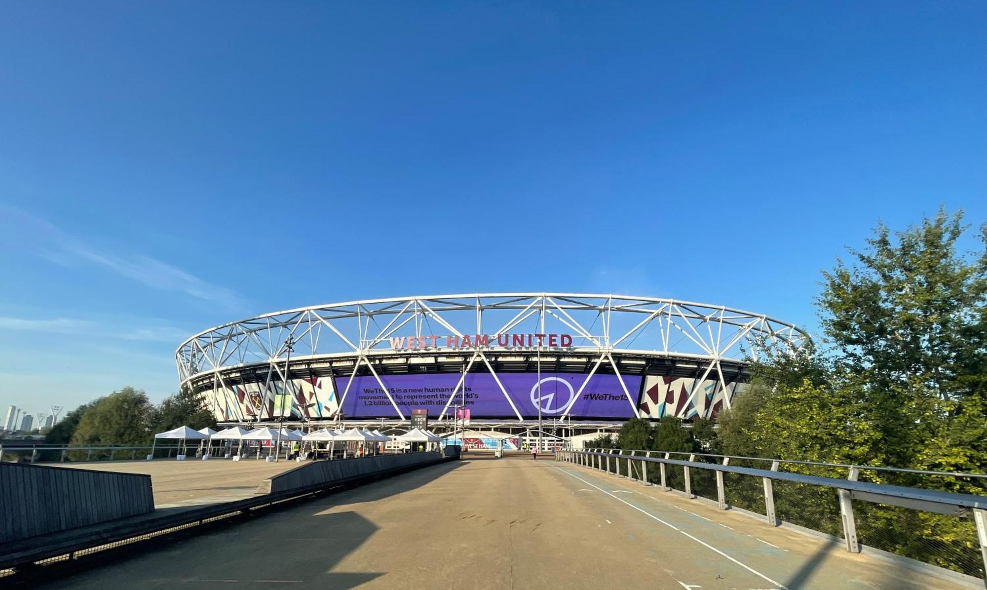 Cosy 1-Bed E15, Sleeps 4, 1 Min From Tube Station Near O2 Arena Leilighet London Eksteriør bilde